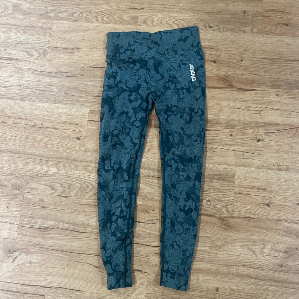 Gymshark camo gym pants size small